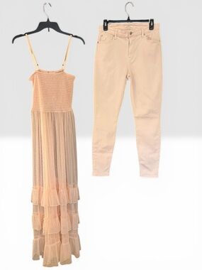 7 For All Mankind Skinny Jeans in Soft Cream